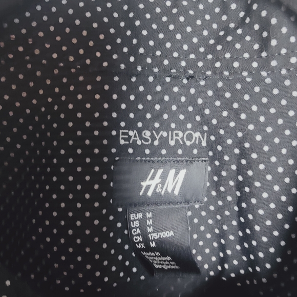 H&M Men's Easy Iron Black/White Polka Dot Dress Shirt, Size M - Picture 6 of 7